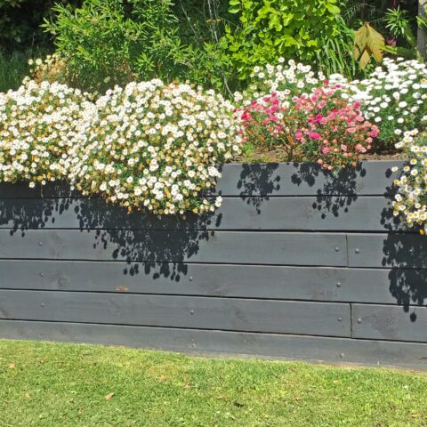 52 Retaining Wall Ideas That Will Elevate Your Landscaping