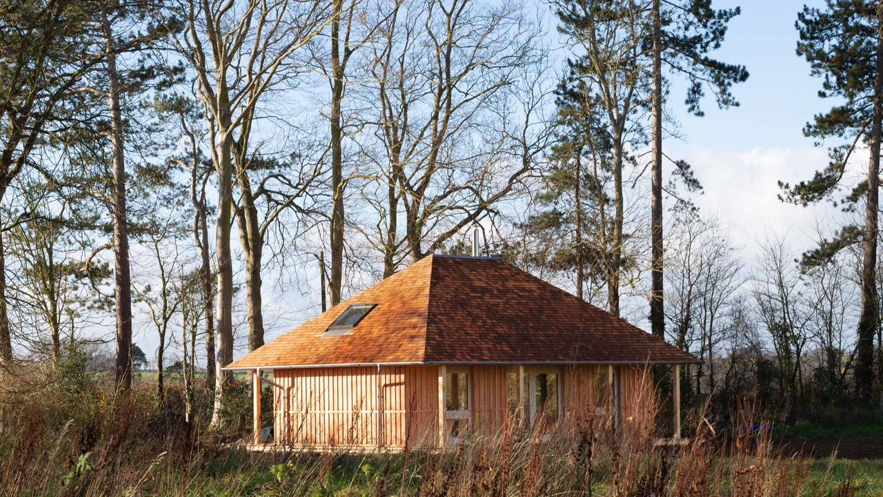 Cob Houses, Rammed Earth, and Hemp Mixtures: These Eco-Friendly Building Materials Start in the Soil