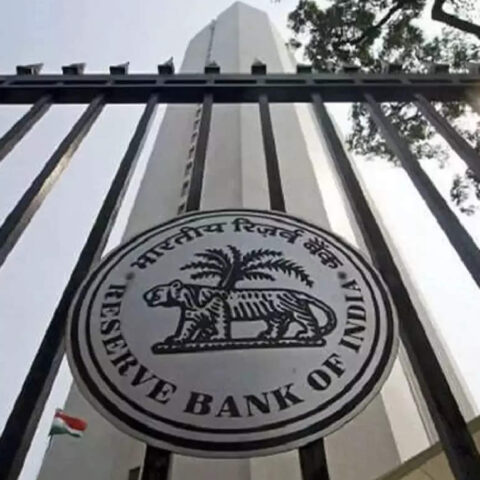 RBI holds repo rate at 6.5% for seventh consecutive time, Real Estate News, ET RealEstate