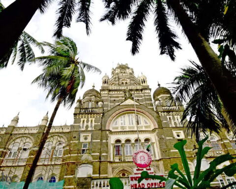 Bombay HC raps BMC and SRA for constructions on plot reserved for playground, ET RealEstate