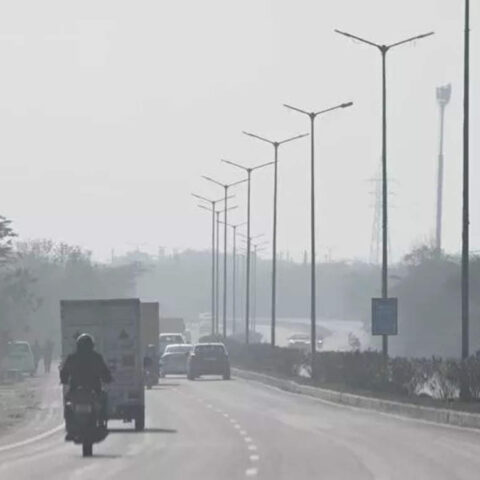 CAQM imposes GRAP-III in Delhi-NCR and Gurugram after AQI turns ‘very poor’, ET RealEstate