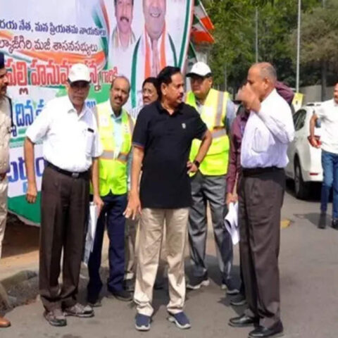 Hyderabad airport metro's MD inspects Medchal and Shamirpet metro rail corridors, ET RealEstate