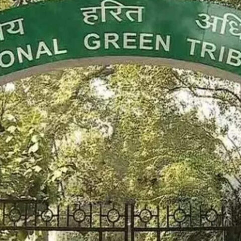 NGT issues notice to MoEF, Haryana and Rajasthan officials over Aravali hill flattening, ET RealEstate