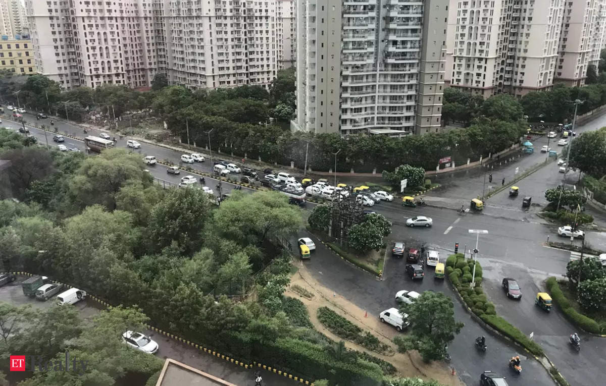 DLF 1 residents complain about inadequate social infrastructure, ET RealEstate