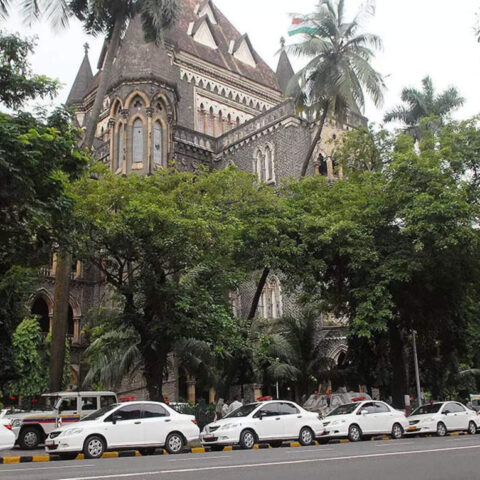 Shop buyers on par with other housing society members: Bombay HC, ET RealEstate