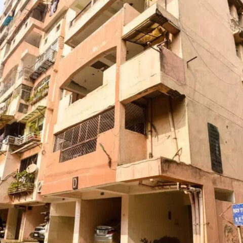 DDA begins process to demolish signature view apartments in Delhi's Mukherjee Nagar, ET RealEstate