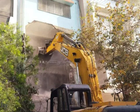 Indore civic body demolish unauthorized constructions in Dhar Kothi's three-storeyed building, ET RealEstate