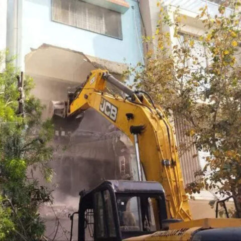 Indore civic body demolish unauthorized constructions in Dhar Kothi's three-storeyed building, ET RealEstate