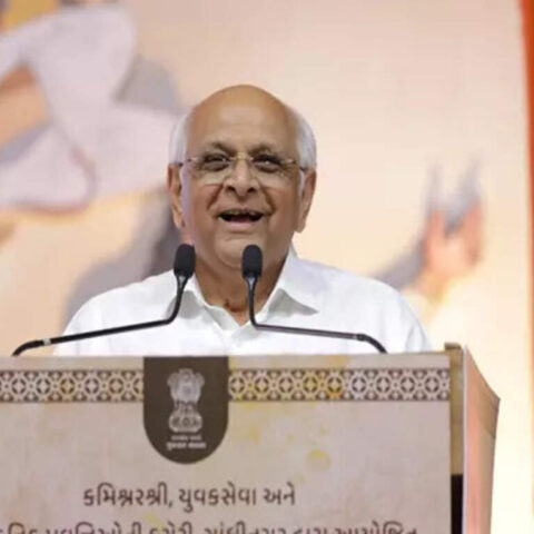 Gujarat CM hints at faster building plan approval process, Real Estate News, ET RealEstate