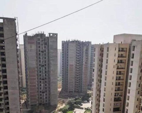 Homebuyers in Noida protest against long delay in Jaypee Infratech projects, ET RealEstate