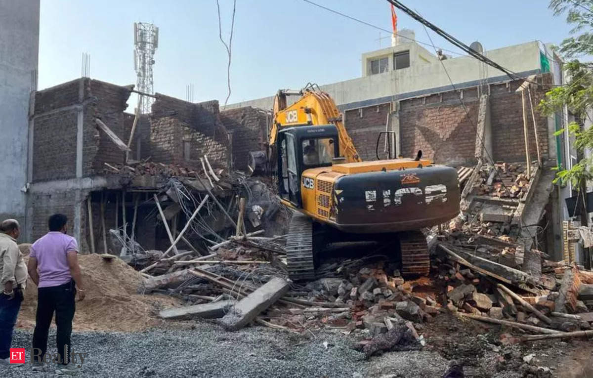 Indore civic body orders crackdown on illegal structure in Goyal Avenue, ET RealEstate