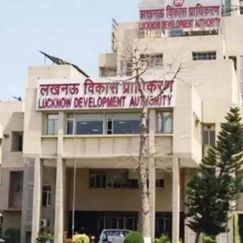 Lucknow development body demolishes Palm Residency in Sushant Golf City, ET RealEstate