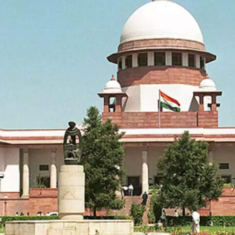 BMC directs officials to follow SC guidelines on unauthorised constructions, ET RealEstate