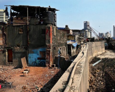 BMC to work with SRA, builders to redevelop Worli slums, ET RealEstate