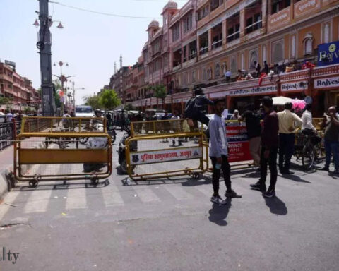 Rajasthan HC orders committee to hear owners of 19 buildings in Walled City, Jaipur, ET RealEstate