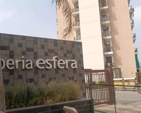 Residents of Imperia Esfera in Gurugram face power cut threat over maintenance fee, ET RealEstate